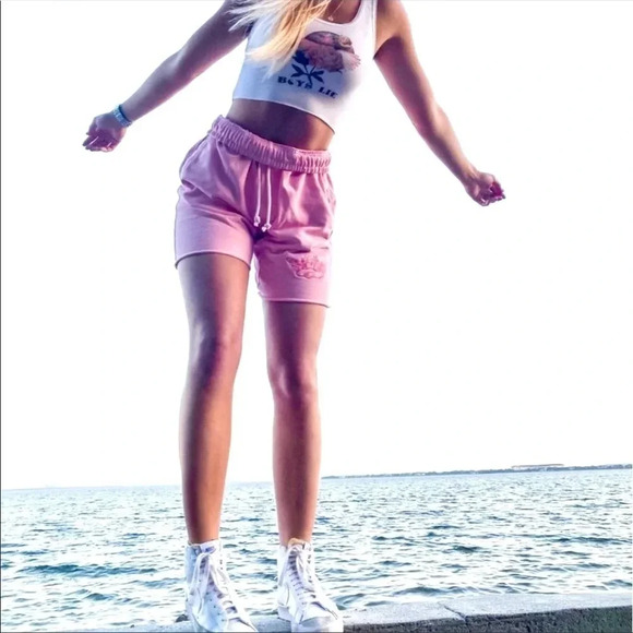 Boys Lie Classics V3 Shorts Baby Pink Embroidered Angel Y2K High Rise Size M - Picture 10 of 10